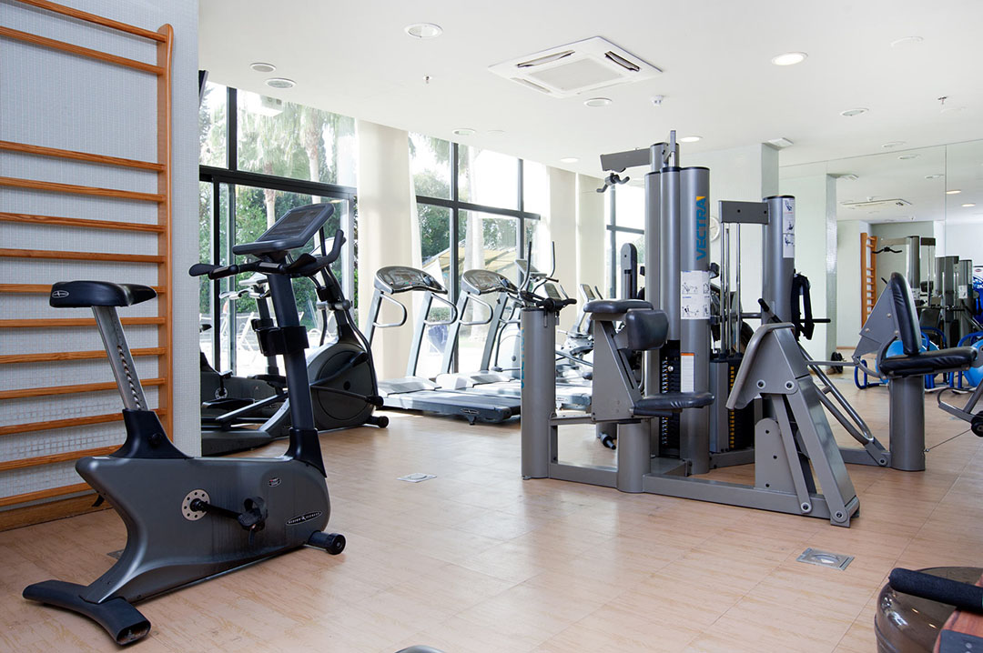 003_alta_senatorbanus Gimnasio.jpg